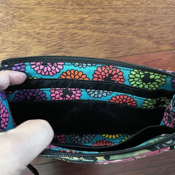 Vera Bradley Disney Parks Mickey's Magical Blooms Minnie Wallet Retired Rare B28 - Picture 6 of 12